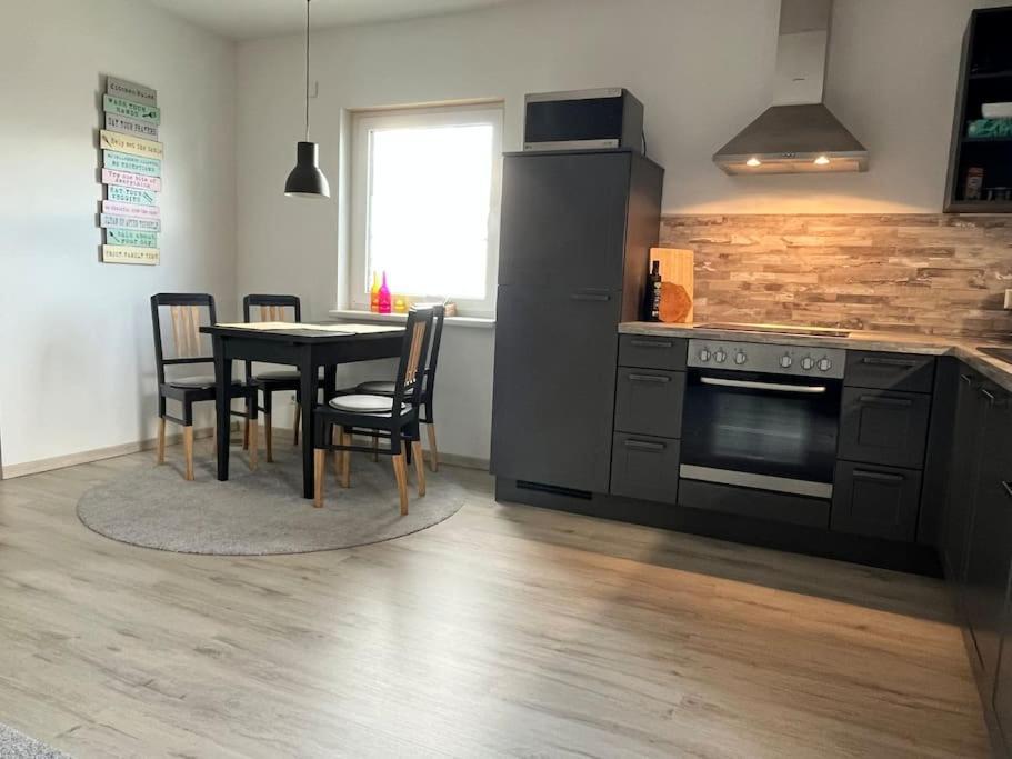Appartement Buechensaal Mit Stellplatz Erlensee Luaran gambar